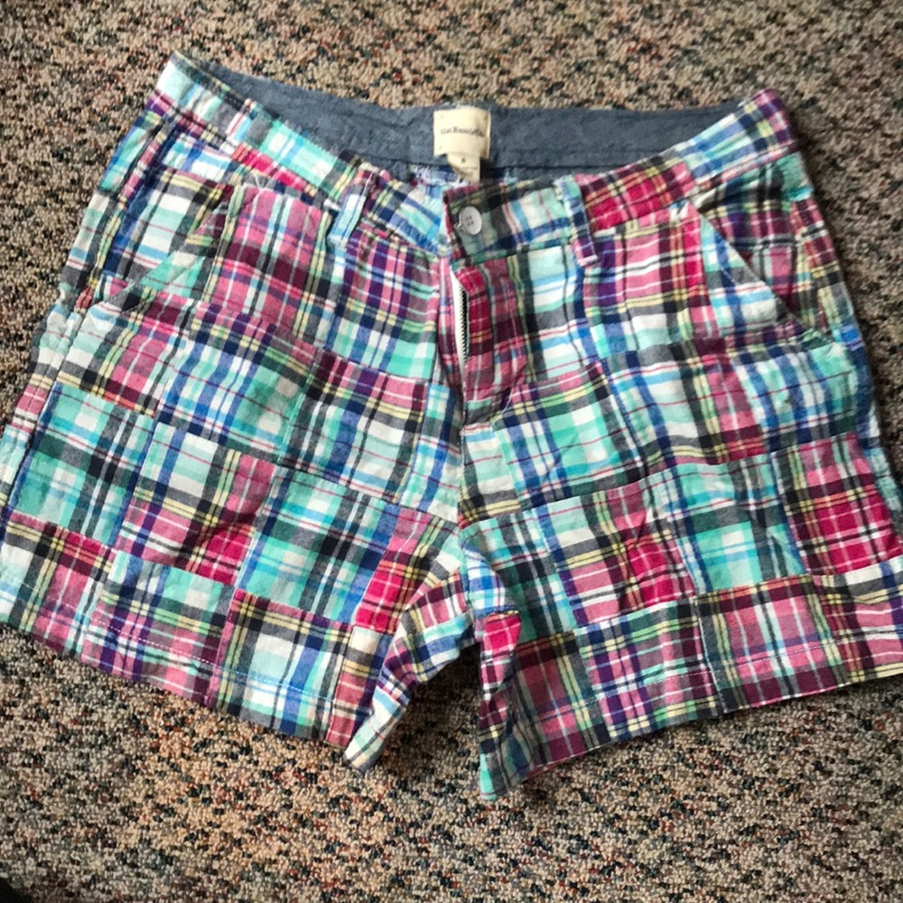 GH BASS & CO. Women’s plaid shorts